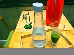 毀人不倦 我用 奇怪的氣泡液體 把網(wǎng)紅飲料店都調(diào)戲個了遍